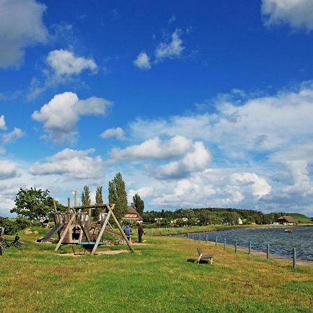 Ferienwohnungen Im Haus Am Deich Middelhagen Eksteriør bilde