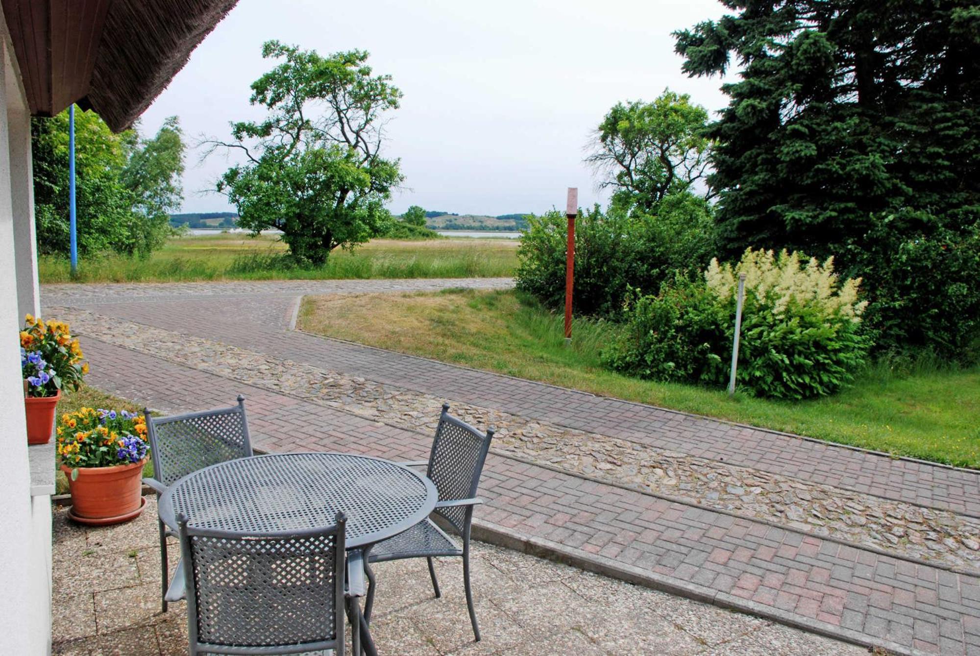 Ferienwohnungen Im Haus Am Deich Middelhagen Eksteriør bilde